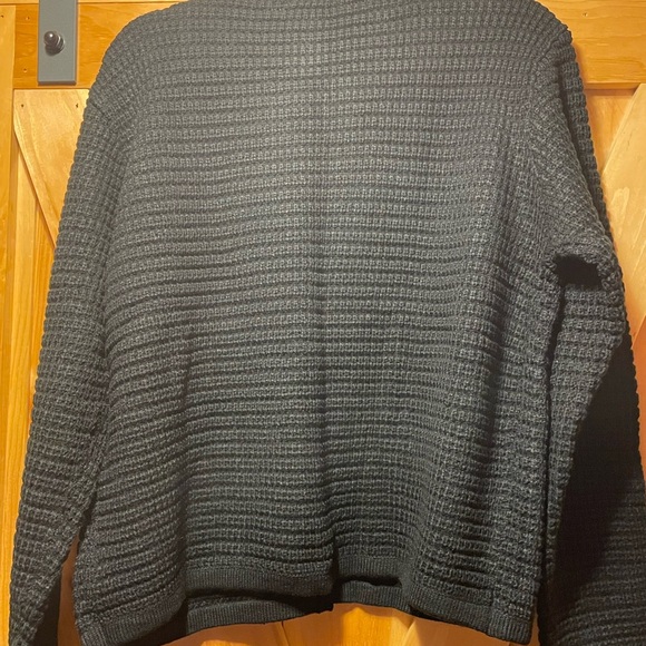 Classic Black Women's Cardigan with Gold Buttons - Picture 3 of 8